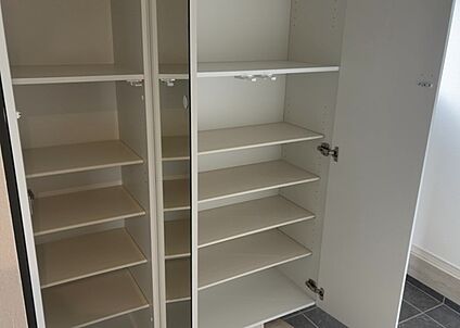 玄関収納
