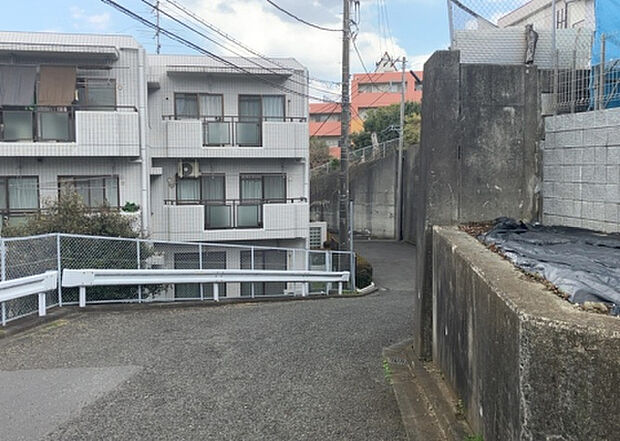 【物件からの展望_3】田園風景が味わえる土地に住みたい！海や山の見える自然豊かな土地に住みたい！などご要望に併せて当社営業がご提案させて頂きます。当社が抱えている数ある物件の中からお客様が納得する1件を一緒に探しましょう！