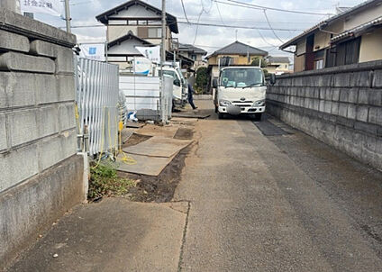 前面道路含む現地写真_2