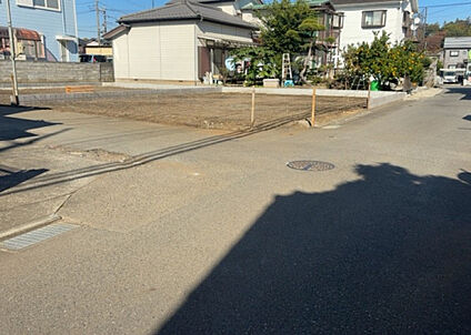 前面道路含む現地写真_2