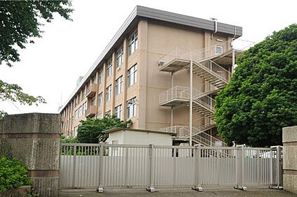 由木中学校 1739m(徒歩22分)