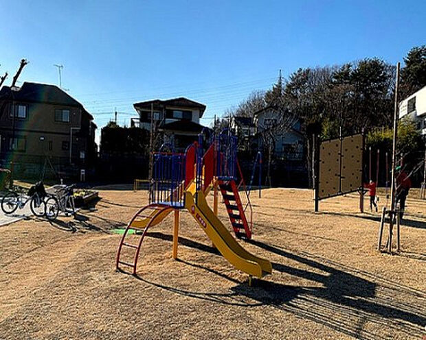 北楽公園（約261m）