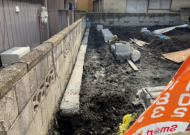 【外観_2】外観は建物の第一印象を決める重要な要素です。複数の方向から見ることで、建物の存在感や周辺との調和、デザインの良さなどがより明確に分かります。お気に入りの建物を見つけてみてください。