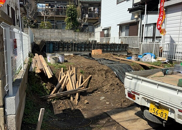 【外観_2】外観は建物の第一印象を決める重要な要素です。複数の方向から見ることで、建物の存在感や周辺との調和、デザインの良さなどがより明確に分かります。お気に入りの建物を見つけてみてください。