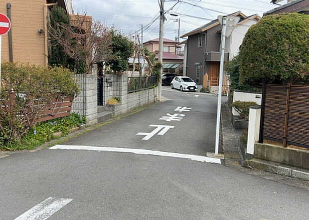 【物件からの展望_3】田園風景が味わえる土地に住みたい！海や山の見える自然豊かな土地に住みたい！などご要望に併せて当社営業がご提案させて頂きます。当社が抱えている数ある物件の中からお客様が納得する1件を一緒に探しましょう！
