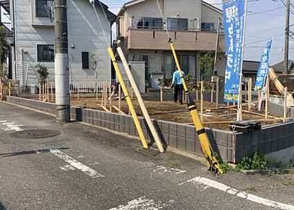 前面道路含む現地写真_3