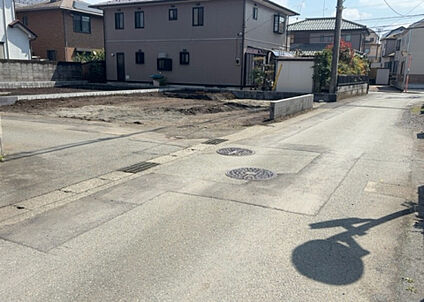 前面道路含む現地写真_2