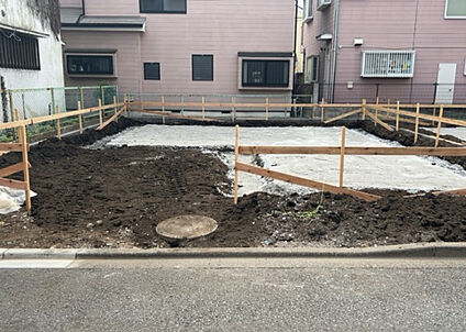 前面道路含む現地写真_2