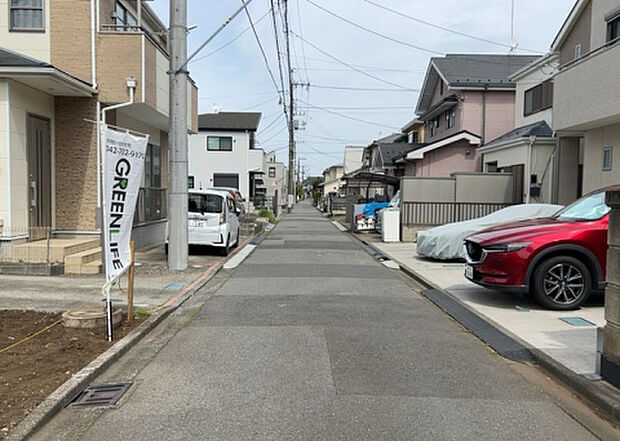 【物件からの展望_2】眺望を気にして物件を探す場合、前面に建物が建っていないか現地で確認しましょう！前面に建物があると景色はもちろん、日当たりや風通しにも影響が出てきます。住んだ時のことを想像しながら現地見学をしましょう。