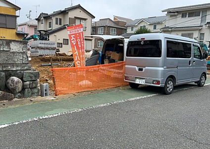前面道路含む現地写真_3