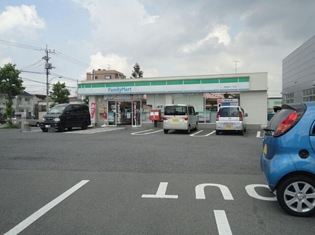 ファミリーマート　町田忠生店（約211m）