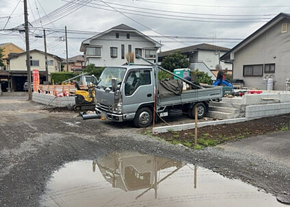 前面道路含む現地写真_3