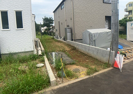 前面道路含む現地写真_3
