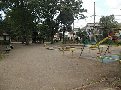 諏訪町公園 172m(徒歩3分)
