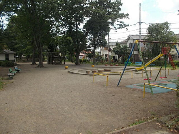 諏訪町公園(約172m)