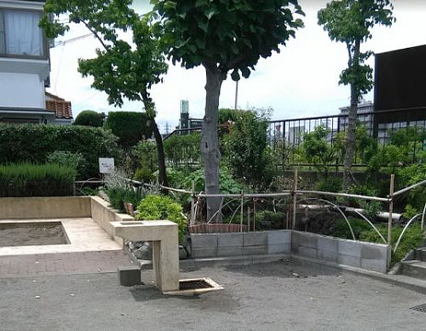 元横西公園(約344m)