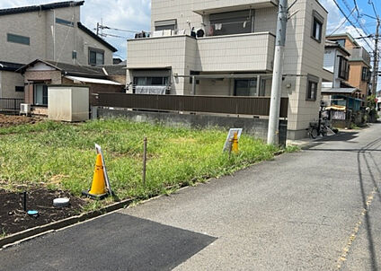 前面道路含む現地写真_3