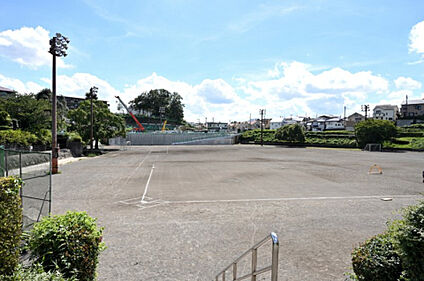 深堀中央公園 418m(徒歩6分)