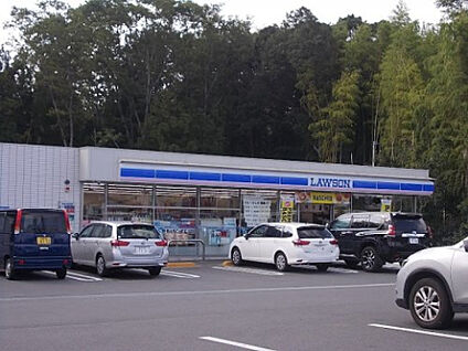 ローソン　津久井長尾店 353m(徒歩5分)