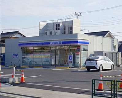 ローソン　町田常盤町店 947m(徒歩12分)