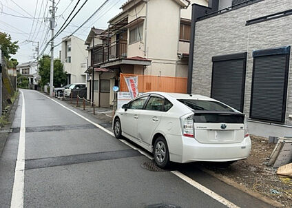 前面道路含む現地写真_3