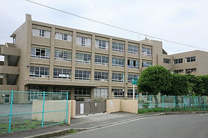 林中学校 1924m(徒歩25分)