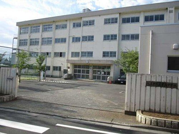 第二中学校(約309m)