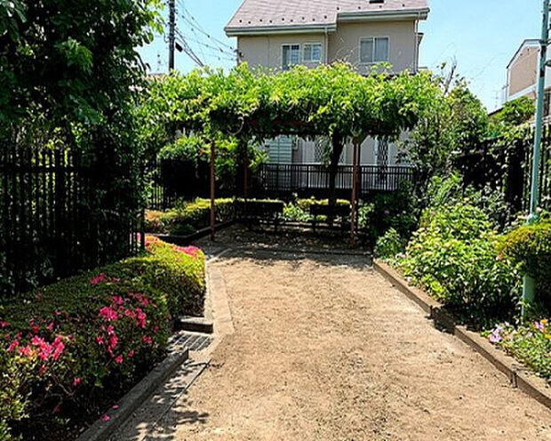 旭町3丁目公園(約331m)