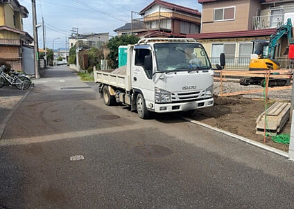 前面道路含む現地写真_3