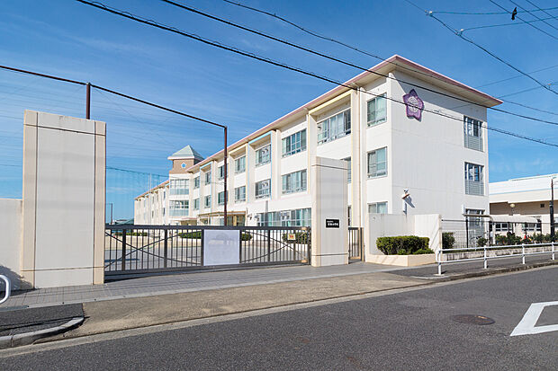 吉根小学校（約640m）