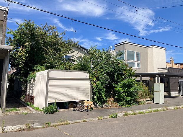 【現地写真】
南東側道路に面し陽当り良好！暖かい陽光を感じられる快適なマイホームをご実現いただけます。
（2026年9月撮影）