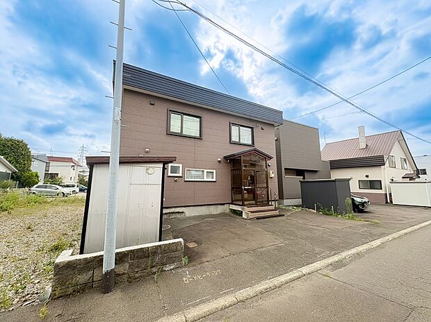 【現地写真】
中央バス「東苗穂6条3丁目」停まで徒歩約2分とバスアクセスも良好。毎日の通勤やお出掛けもしやすい立地です。
(2026年9月撮影)