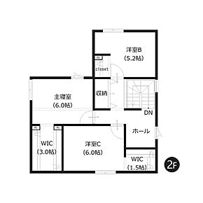 2階ホール部分も多目的に利用ができ無駄の無い間取り設計。各所に収納を配置し、室内を有効的に活用できます。 