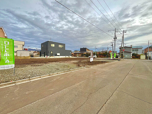 【【1号棟 現地写真】】「北美原小学校」まで徒歩約8分と低学年のお子様も無理なく通学でき、子育て世帯に嬉しい立地です。
(2026年3月撮影)