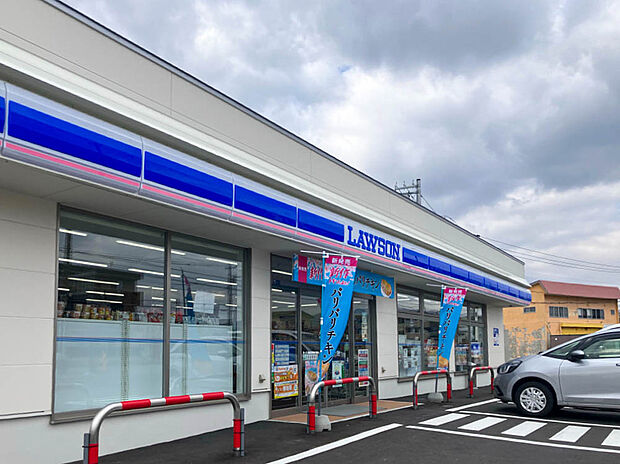 ローソン富岡赤川通店(約400m)