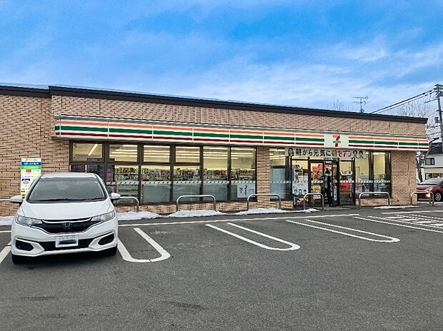 セブンイレブン神楽岡5条店 （約350m）