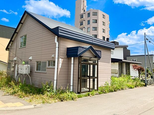 【【現地写真】】陽当りが良く開放感がございます。暖かい陽光と通り抜ける風を感じられる快適なお住まいをご実現いただけます。
（2026年7月撮影）