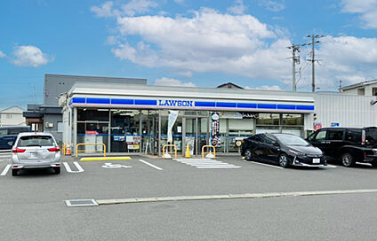 ローソン 盛岡南青山町店 550ｍ(徒歩7分)