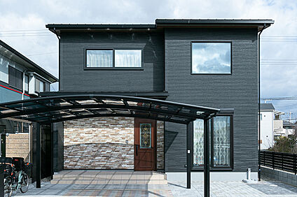 八幡コーポレーションの外観施工事例