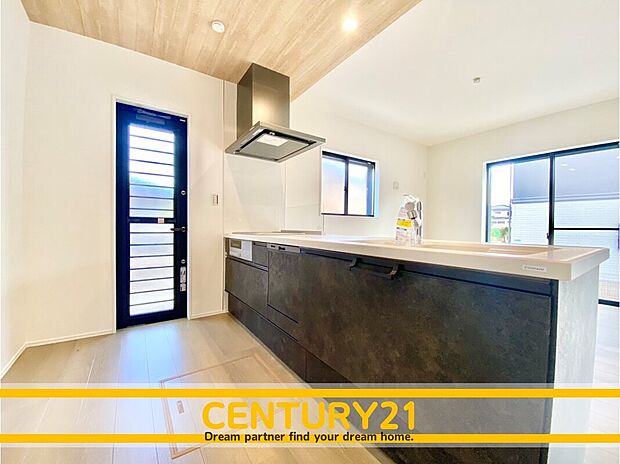 ■キッチン■
~他も気になる物件があれば合わせてご案内させていただきます~