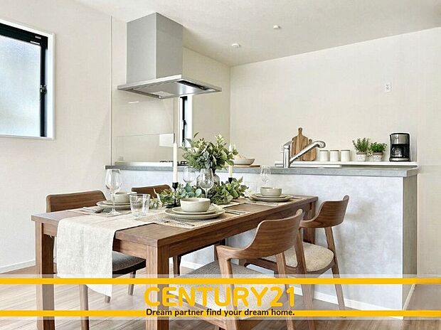 ◆同一建築会社の他現場写真◆
~現地&同一施工会社の完成物件もご案内可能です~