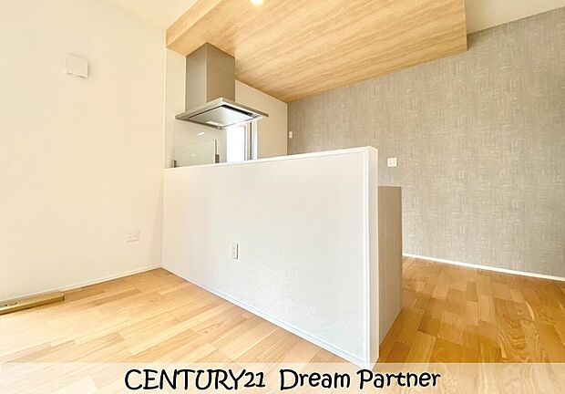 ◆同一建築会社の他現場写真◆
～現地＆同一施工会社の完成物件もご案内可能です～
