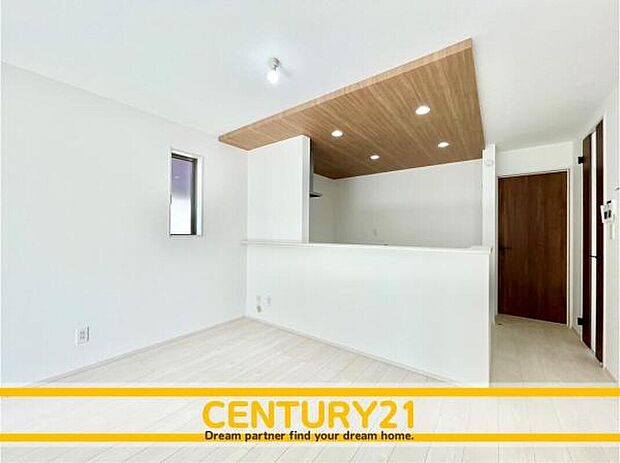 ◆同一建築会社の他現場写真◆
～現地＆同一施工会社の完成物件もご案内可能です～
