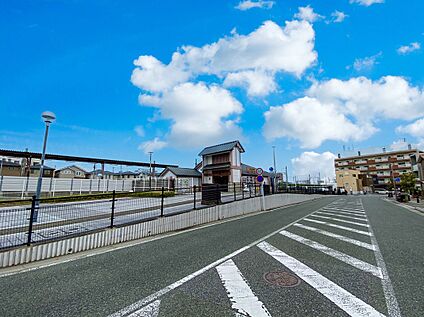名島駅 320m