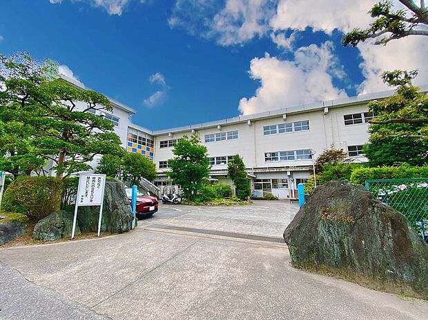 久留米市立金丸小学校(約1,579m)