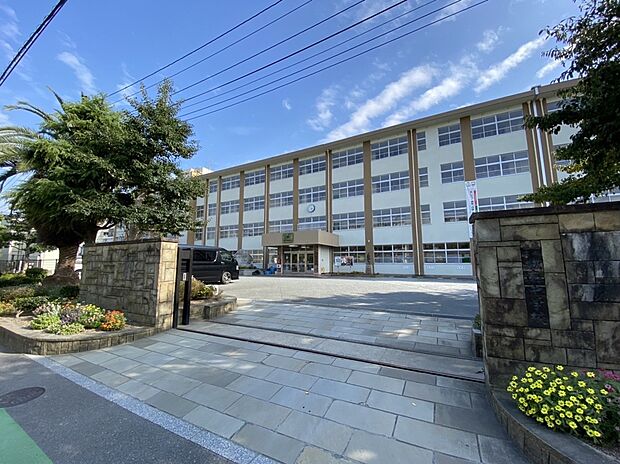 福岡市立城南中学校（約554m）
