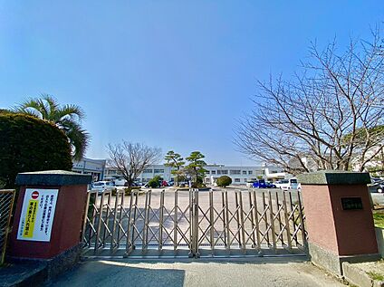 筑前町立三輪中学校 2348ｍ