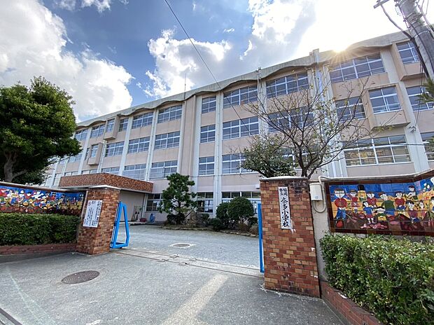 福岡市立奈多小学校（約500m）