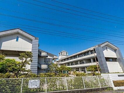 佐賀市立城南中学校 1847m