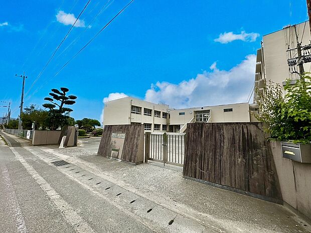 久留米市立北野中学校(約1,800m)